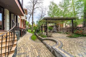 будинок за адресою Курортна вул., 9