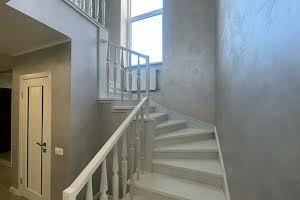 будинок за адресою Комерційна, 22а