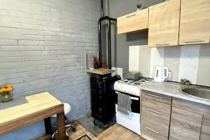 будинок за адресою Центральна, 8