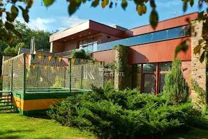 будинок за адресою Першотравнева вул.