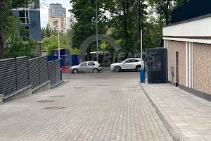 комерційна за адресою Васильківська вул., 37-Г