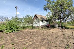 будинок за адресою центральна, 1