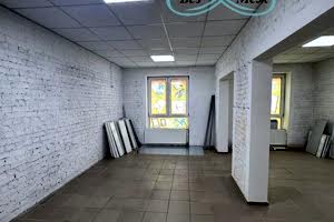 комерційна за адресою Петрівська, 1