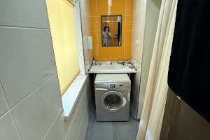 коммерческая по адресу Юності ул., 3