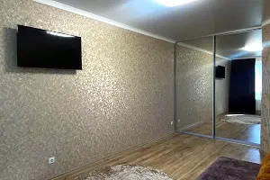 квартира за адресою Миколи Боголюбова вул., 5