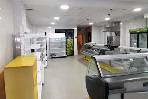 комерційна за адресою Незалежності вул., 8г