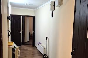 комерційна за адресою Кінна вул., 19