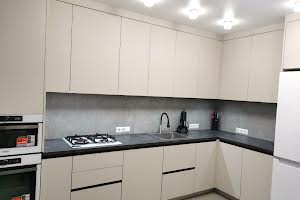квартира за адресою Залізнична вул., 23