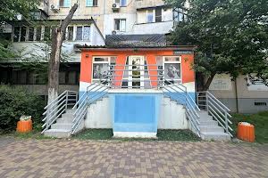 комерційна за адресою Сім'ї Глодан вул., 13а