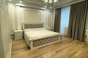квартира за адресою Липова Алея вул., 13