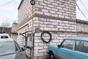 коммерческая по адресу Гаражна, 216