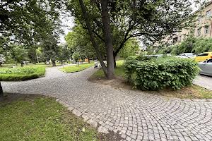 квартира за адресою набережна Незалежності вул., 21