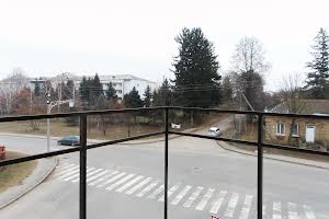 комерційна за адресою Теремнівська вул., 65