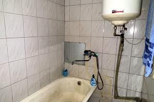 квартира за адресою дружби, 7