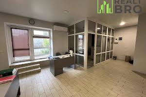 комерційна за адресою Курчатова, 1