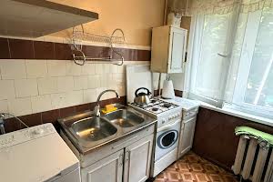 квартира за адресою Євгена Танцюри вул., 64