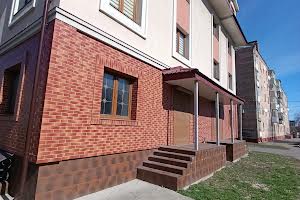 комерційна за адресою вул. Пересопницька, 170