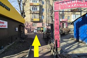 комерційна за адресою Леоніда Каденюка просп. (Юрія Гагаріна), 5/2