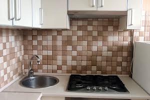 квартира за адресою Замостянська, 4