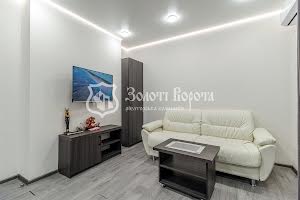 коммерческая по адресу Любомира Гузара просп. (Космонавта Комарова), 11