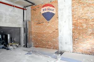 комерційна за адресою Петра Сагайдачного вул., 18
