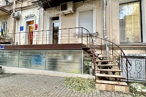 комерційна за адресою Ніни Строкатої вул. (Буніна), 15