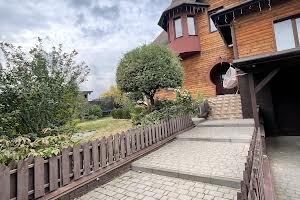 будинок за адресою Квітнева, 14