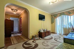 квартира за адресою Професора Толока, 111
