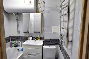 квартира за адресою Космонавтів вул., 18