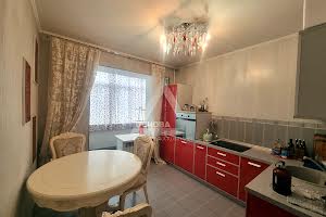 квартира за адресою Українська вул., 6А