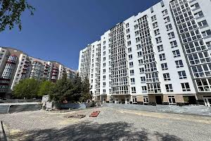 квартира за адресою Героїв України вул., 6А