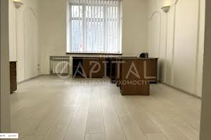 комерційна за адресою Шовковична вул., 5