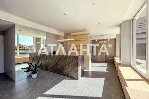 квартира за адресою Літературна, 10