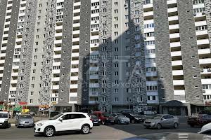 коммерческая по адресу вул. Ревуцького, 54