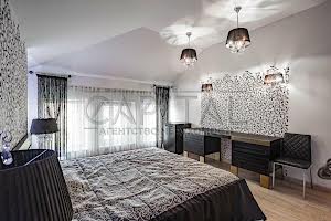 дом по адресу с. Вишенки, Центральна, 3