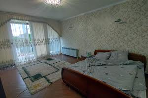 дом по адресу Центральна