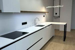 квартира за адресою Перемоги просп., 65г