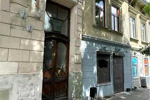 комерційна за адресою Героїв УПА вул., 22