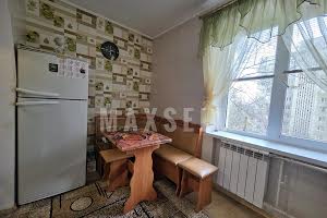 квартира за адресою Михайла Лушпи просп., 42/2