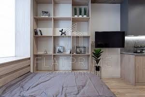 квартира за адресою Регенераторна вул., 4