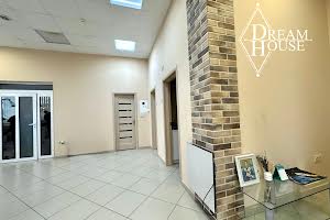 комерційна за адресою Кобзаря вул., 29а