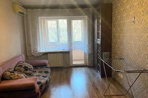 квартира за адресою Космонавтів вул., 27/3