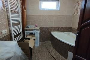 дом по адресу Центральна
