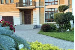 дом по адресу 230-й Стрелковой Дивизии ул. (230-ї Стрілецької Дивізії)