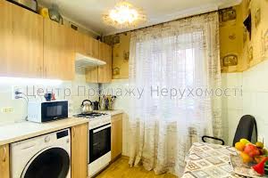 квартира за адресою Свистуна, 7