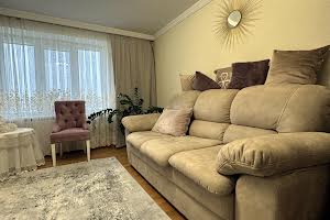 квартира за адресою Івасюка вул., 17