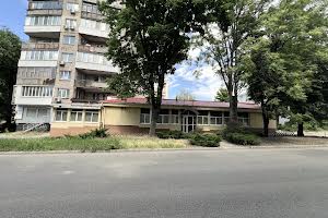 комерційна за адресою Паторжинського вул., 11