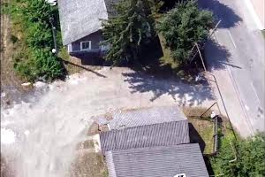 комерційна за адресою Київська, 7