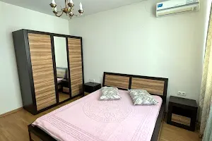 квартира за адресою Літературна вул., 12