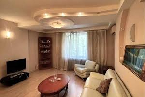 квартира за адресою Академіка Чекмарьова вул., 2